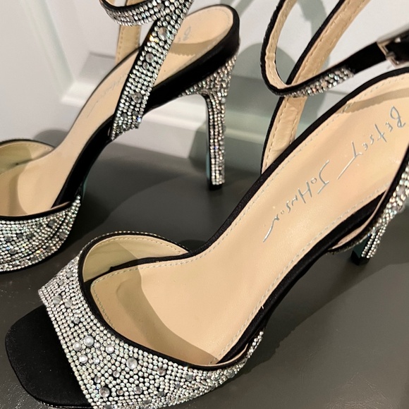 Betsey Johnson silver rhinestone heels - Picture 7 of 7